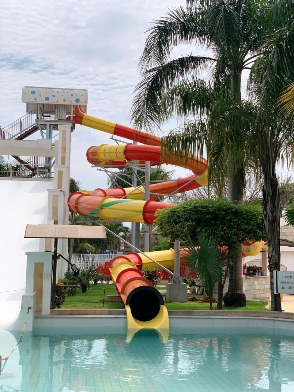 L'acqua Diroma - Suítes confortáveis - Resort com Piscinas 24 horas - Piscina de ondas Caldas Novas Exterior foto