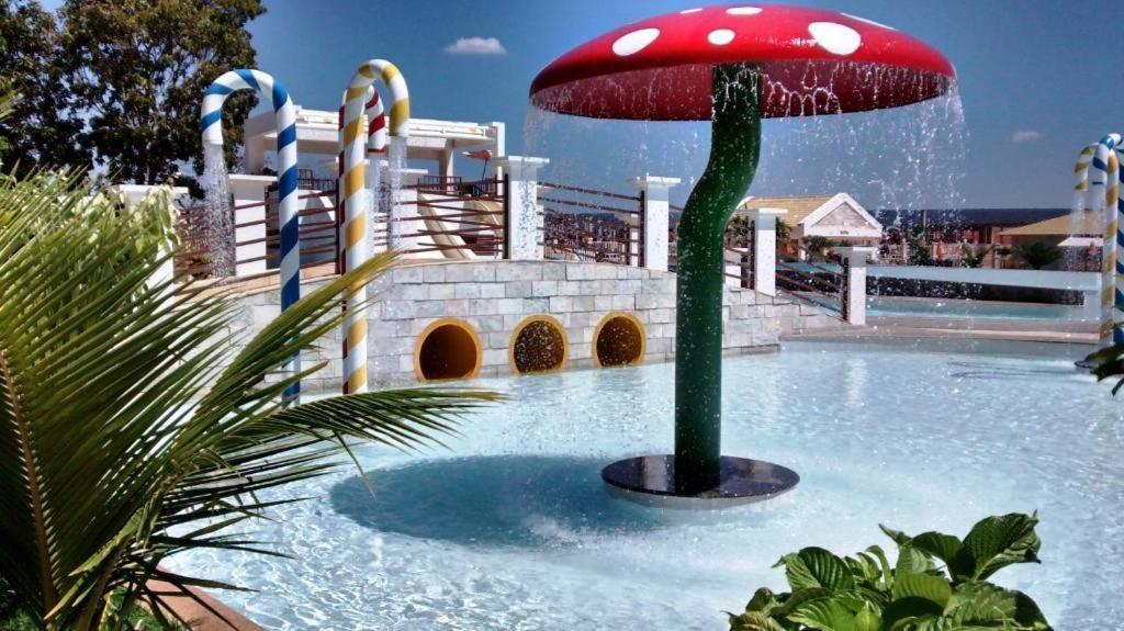L'acqua Diroma - Suítes confortáveis - Resort com Piscinas 24 horas - Piscina de ondas Caldas Novas Exterior foto