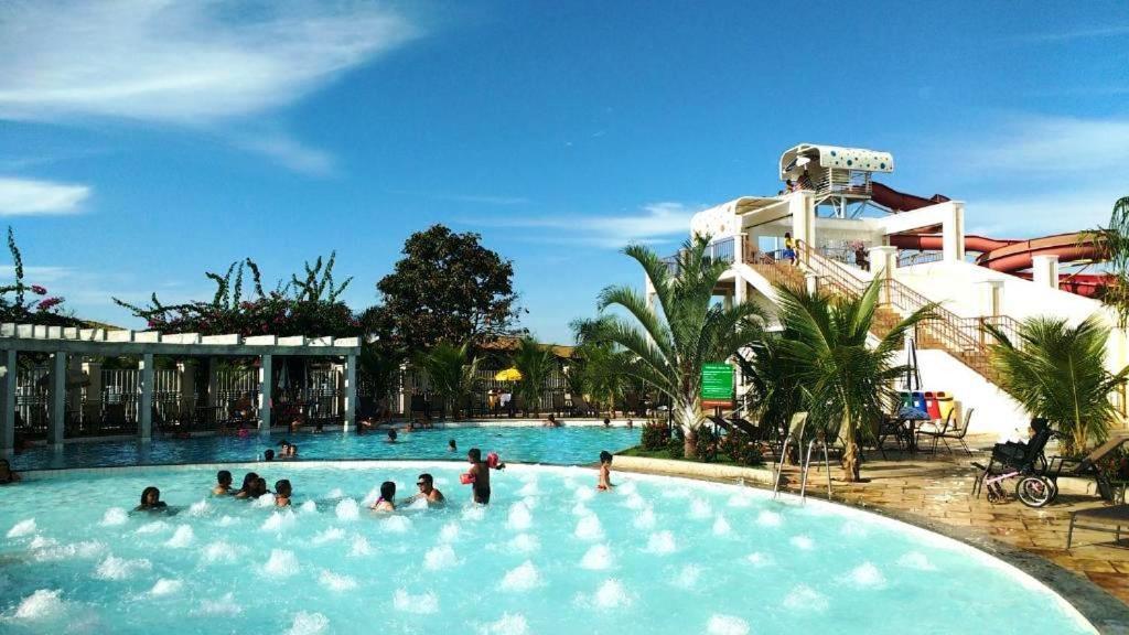 L'acqua Diroma - Suítes confortáveis - Resort com Piscinas 24 horas - Piscina de ondas Caldas Novas Exterior foto